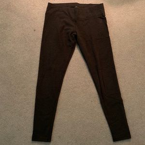 *NEW YORK & COMPANY* Dark Gray Leggings
